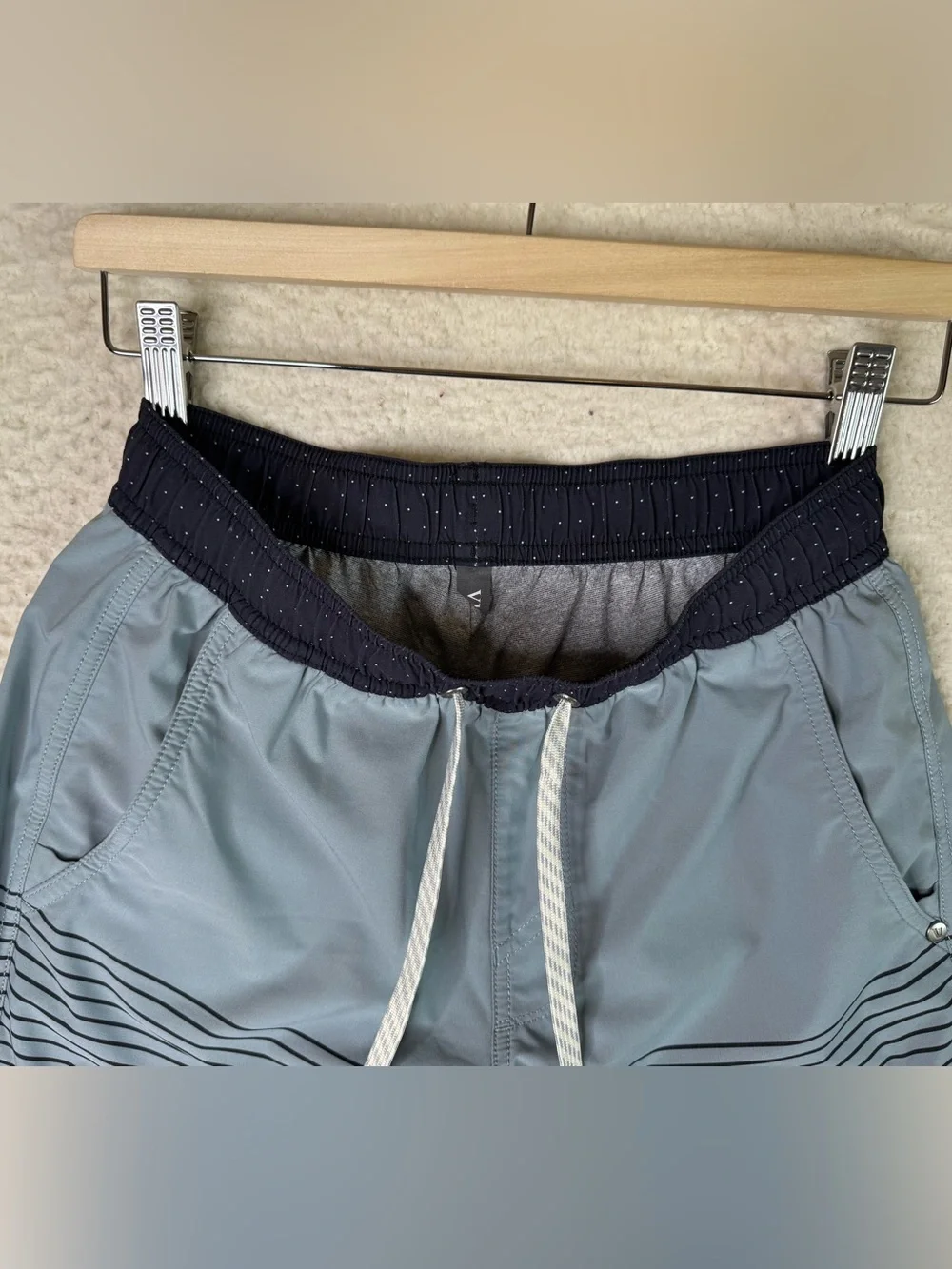 Vuori Kore Short Lined Athletic Shorts V302 Light Blue Green Men's Size XS
